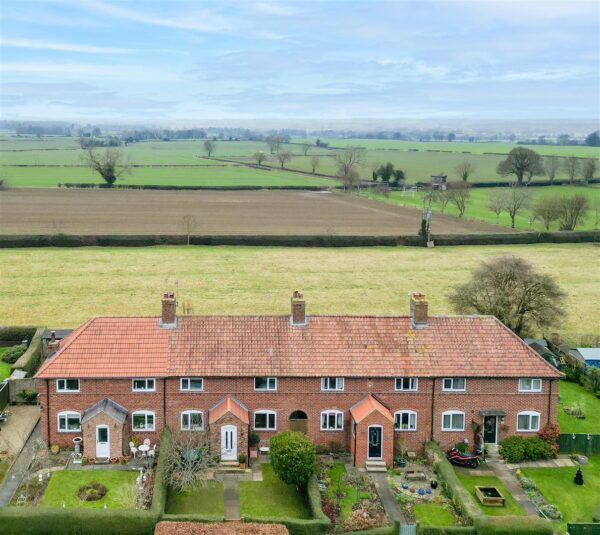 Sunnyside Gardens, Burton Leonard, Harrogate