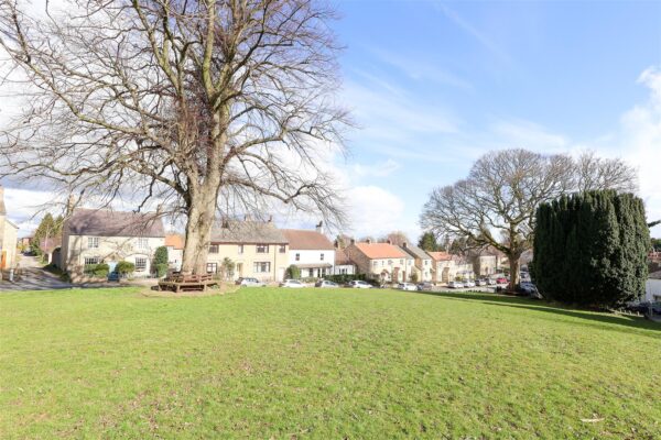 Sunnyside Gardens, Burton Leonard, Harrogate