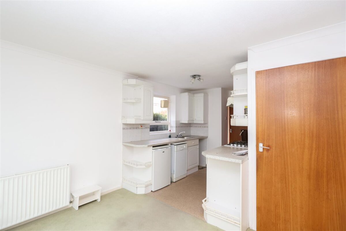 Mallorie Close, Ripon