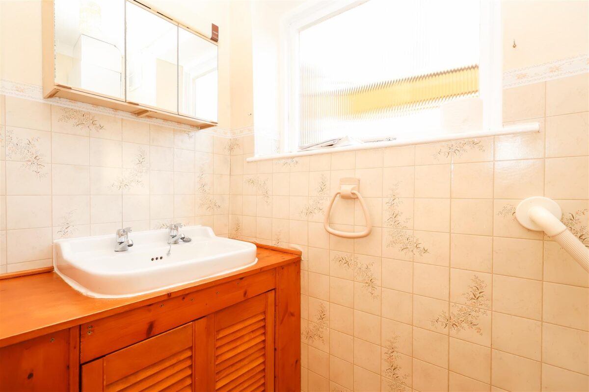 Mallorie Close, Ripon