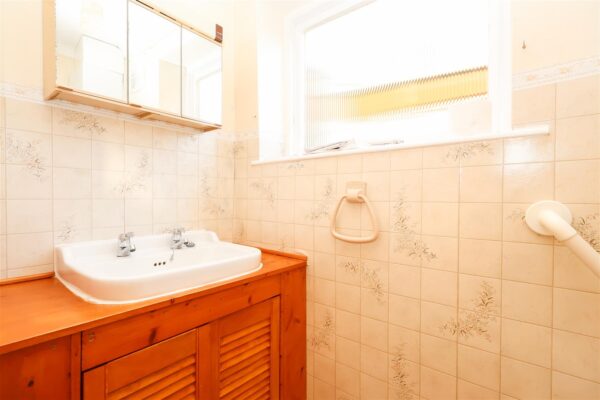 Mallorie Close, Ripon