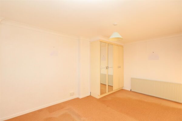 Mallorie Close, Ripon