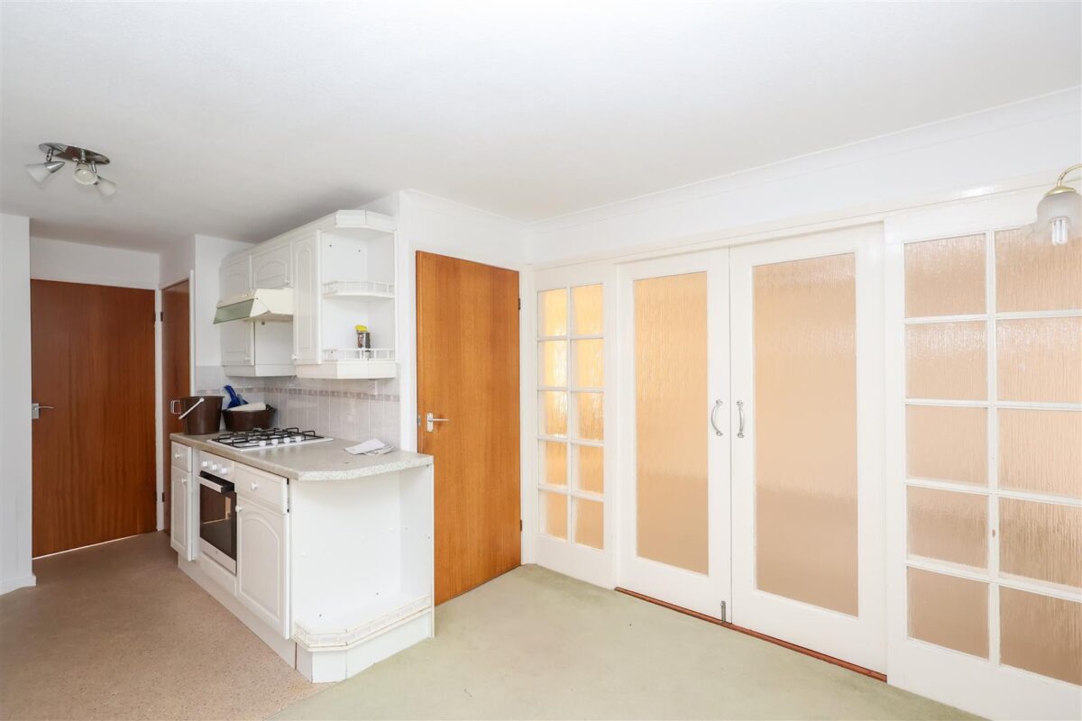 Mallorie Close, Ripon