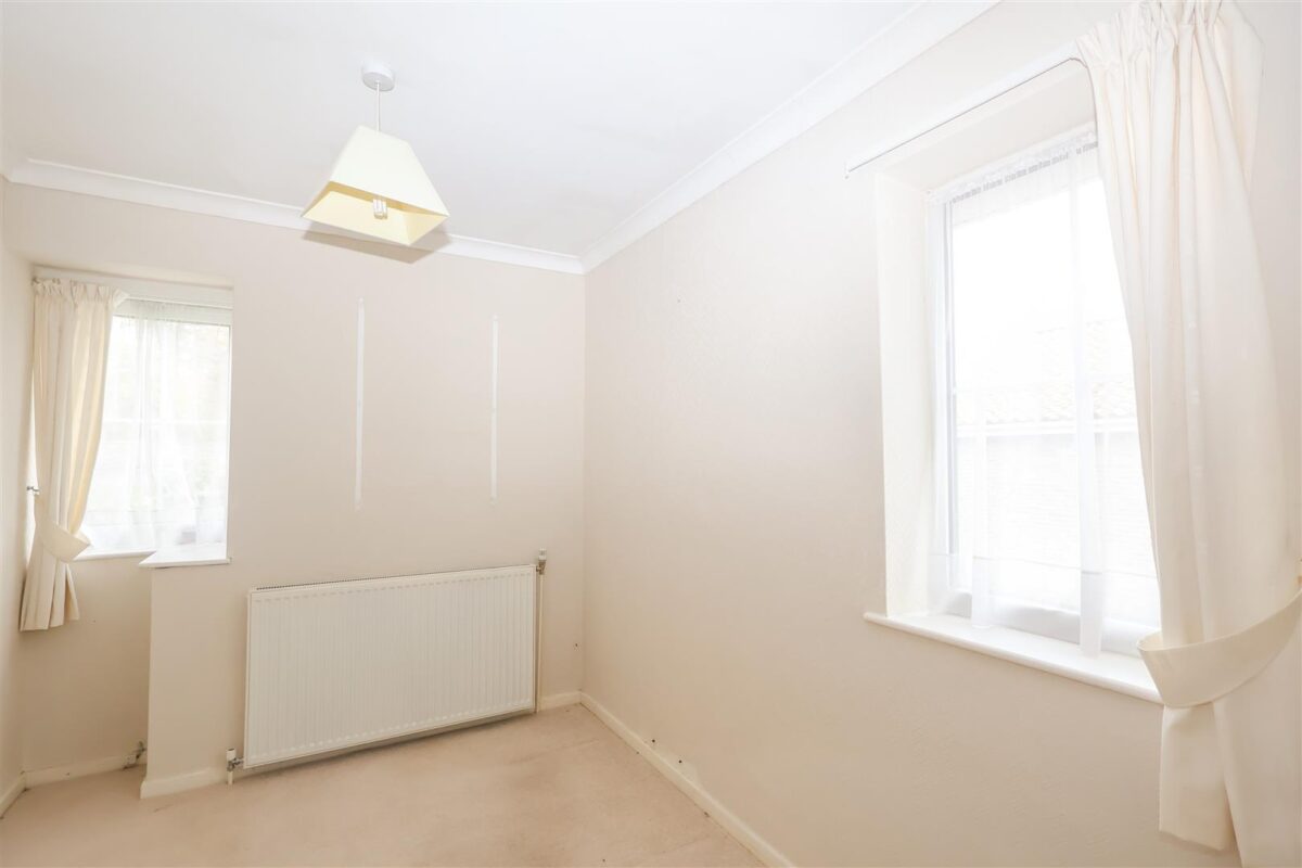 Glebe Meadow, Sharow