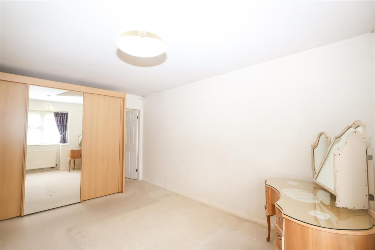 Glebe Meadow, Sharow