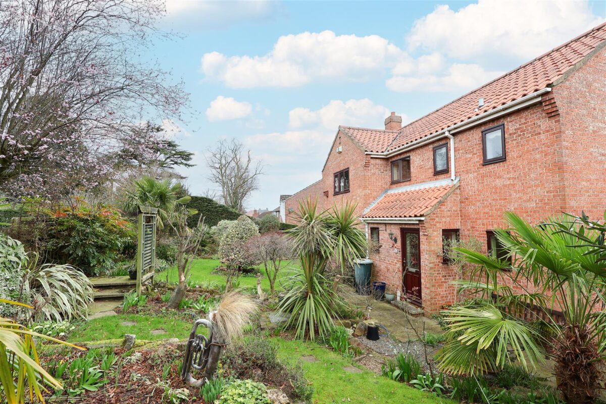 Kingstonia Place, Ripon