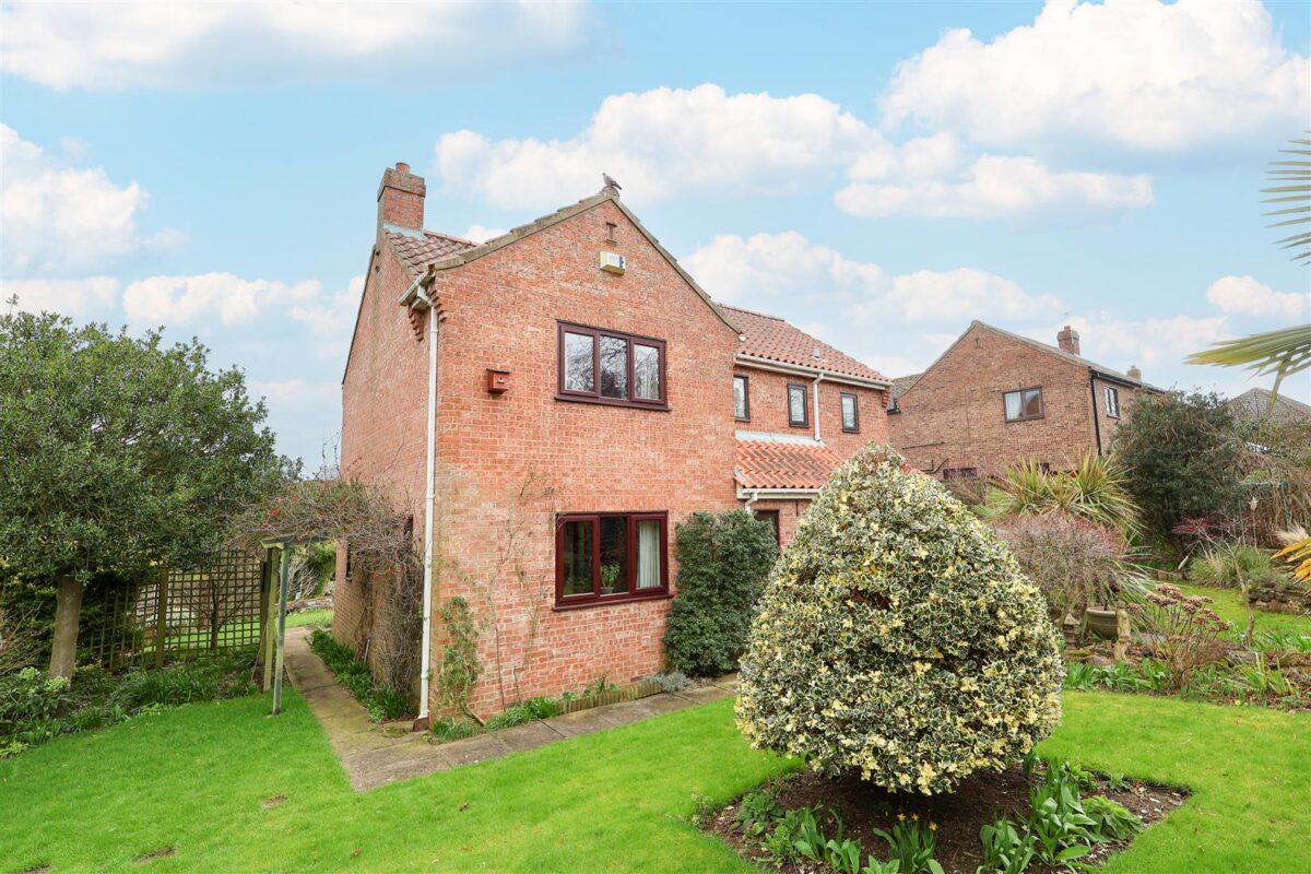 Kingstonia Place, Ripon