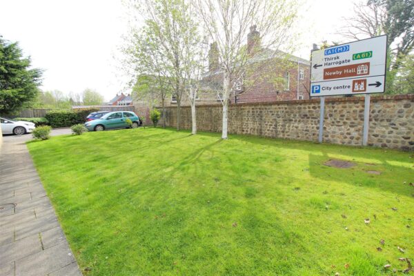 Palace Road, Ripon