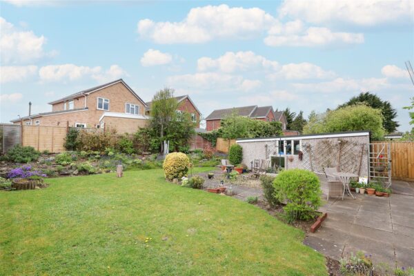 Whitcliffe Drive, Ripon