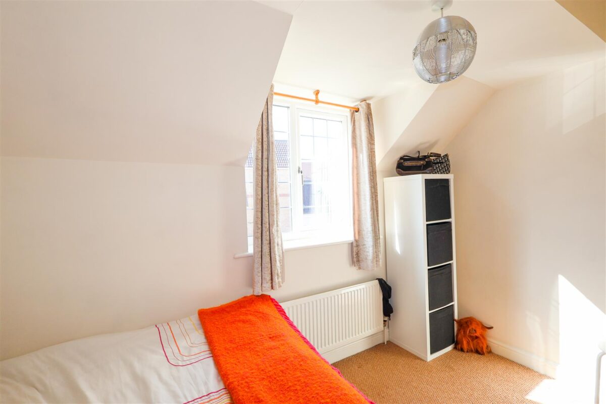 Aismunderby Close, Ripon