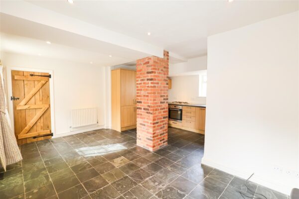 St. Johns Road, Bishop Monkton
