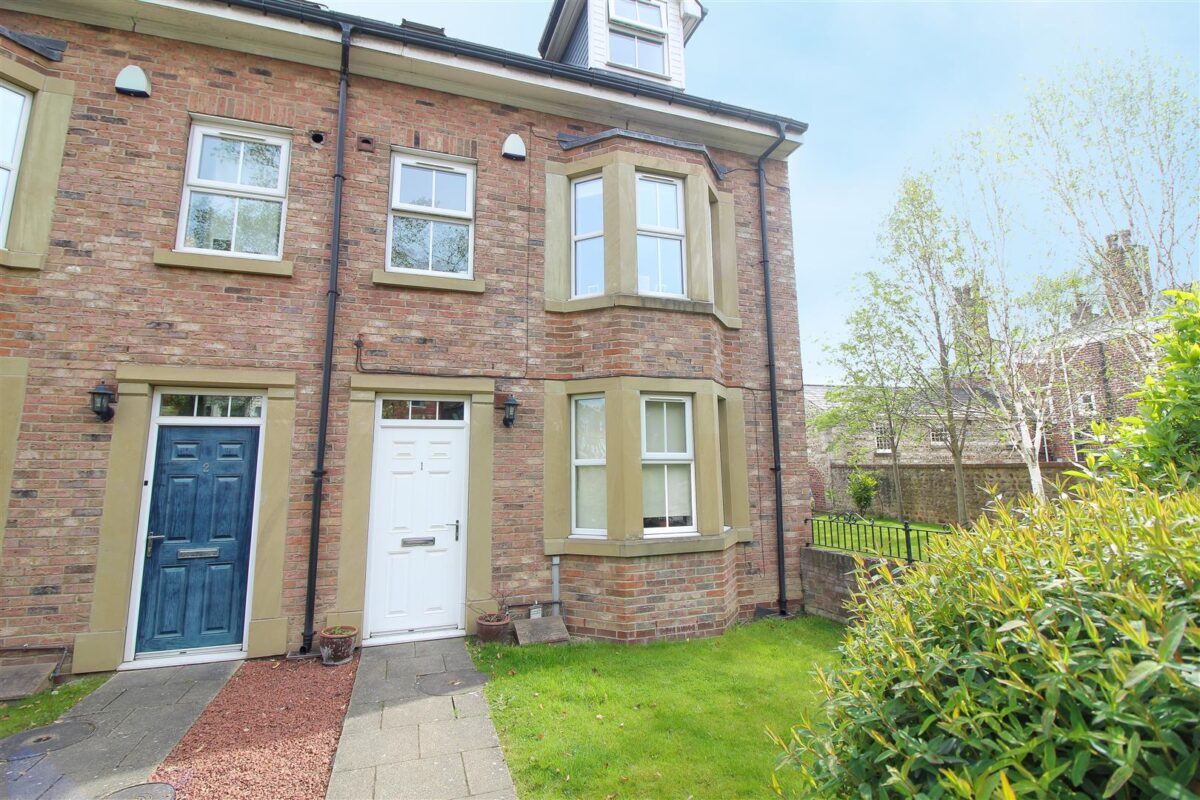 Palace Road, Ripon