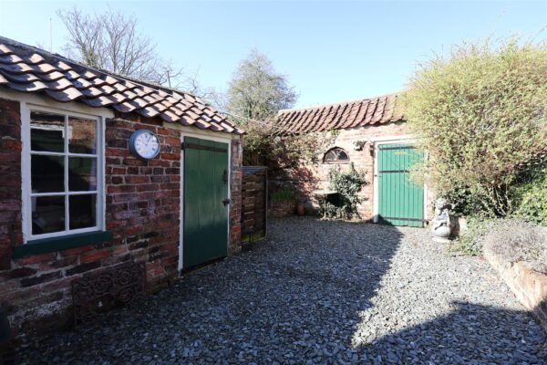 Front Street, Topcliffe
