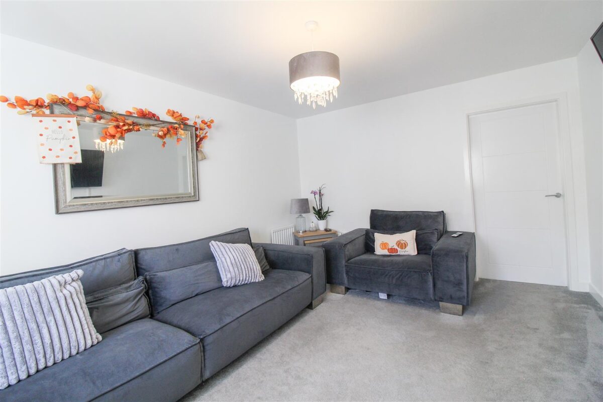 Magnoila Way, Sowerby, Thirsk