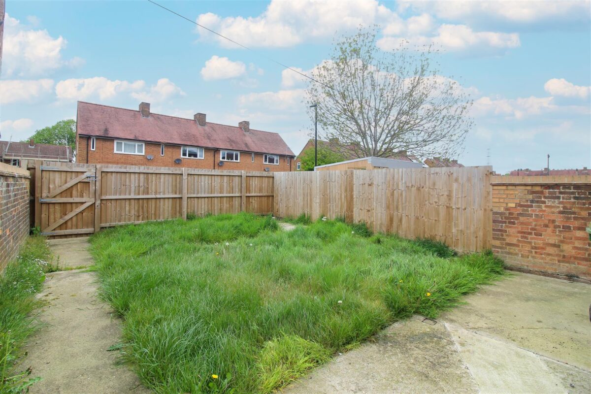 Chestnut Avenue, Alanbrooke Barracks, Thirsk
