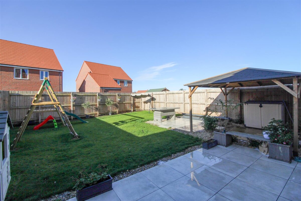 Magnoila Way, Sowerby, Thirsk
