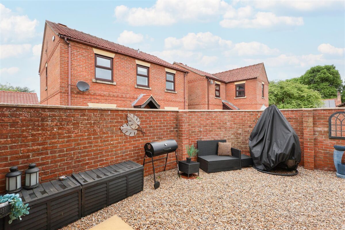 Sandholme Court, Sowerby, Thirsk