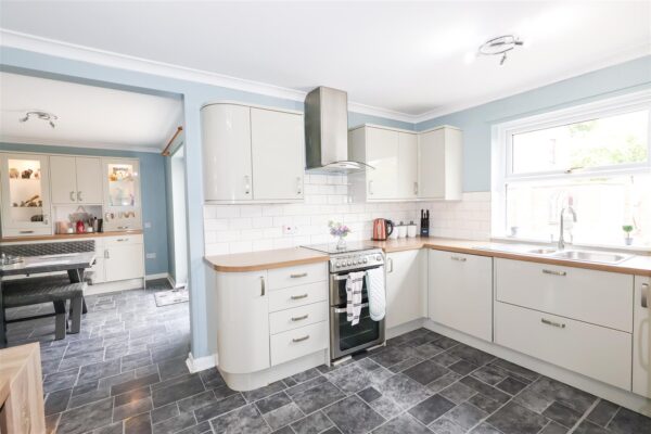 Sandholme Court, Sowerby, Thirsk