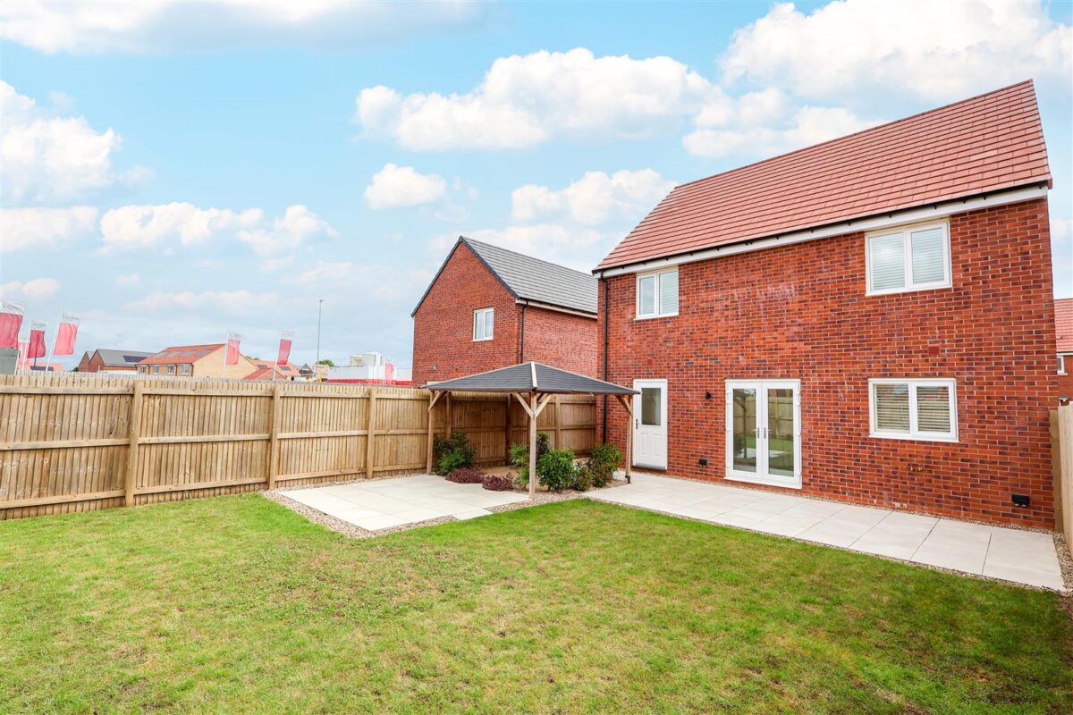Magnolia Way, Sowerby, Thirsk