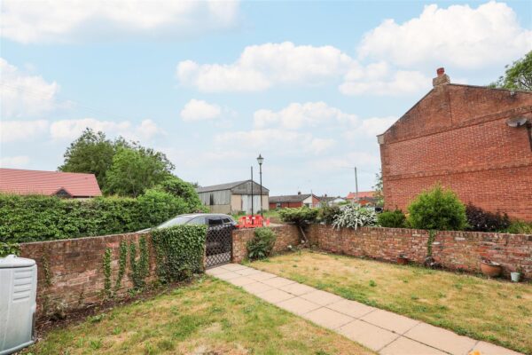 Sandholme Court, Sowerby, Thirsk