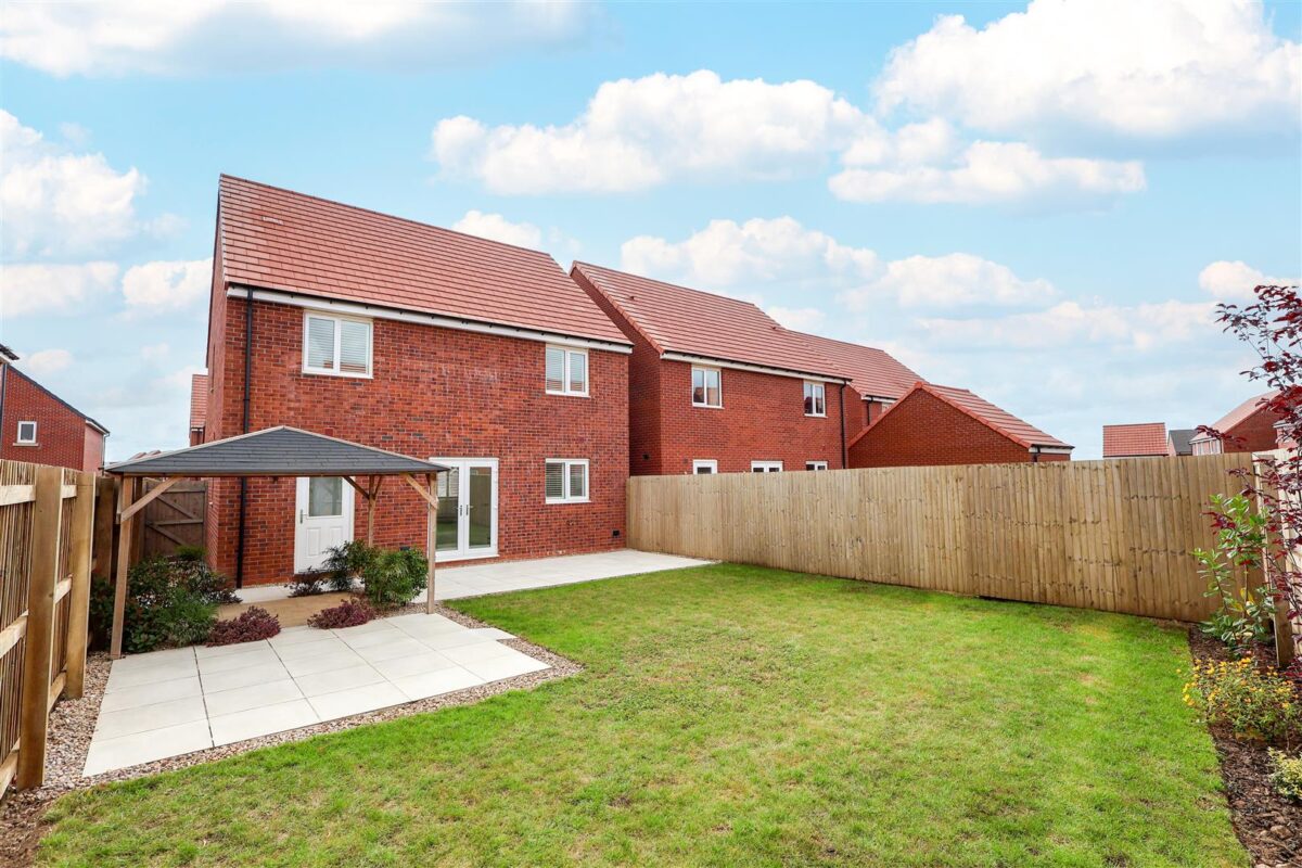 Magnolia Way, Sowerby, Thirsk