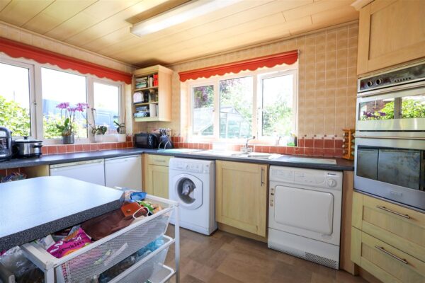 Sandown Close, Bagby