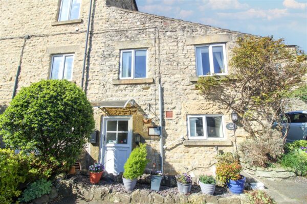 Crosshills, Masham