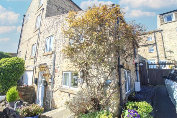 Crosshills, Masham