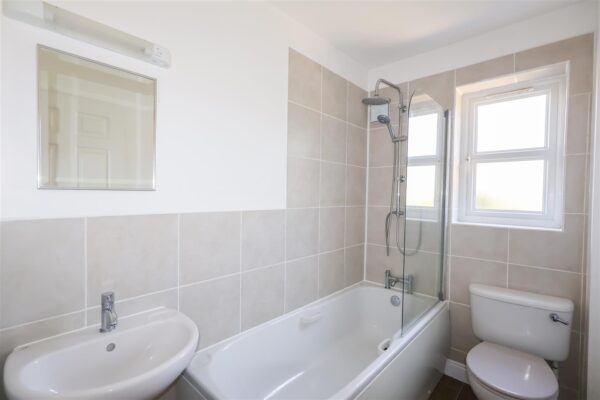 Ash Grove, Ripon