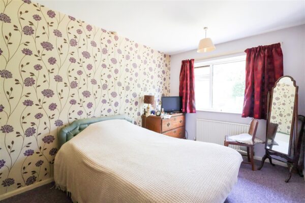 Lark Hill Close, Ripon