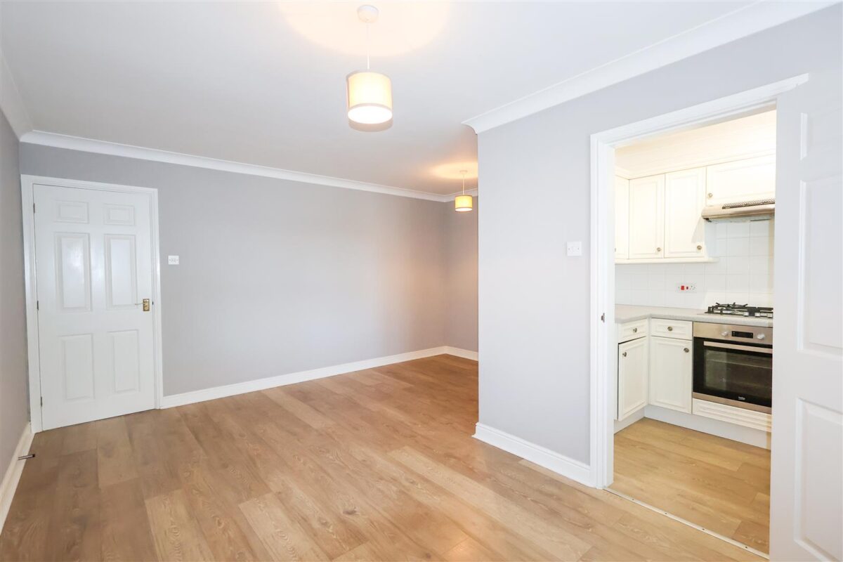 Ash Grove, Ripon
