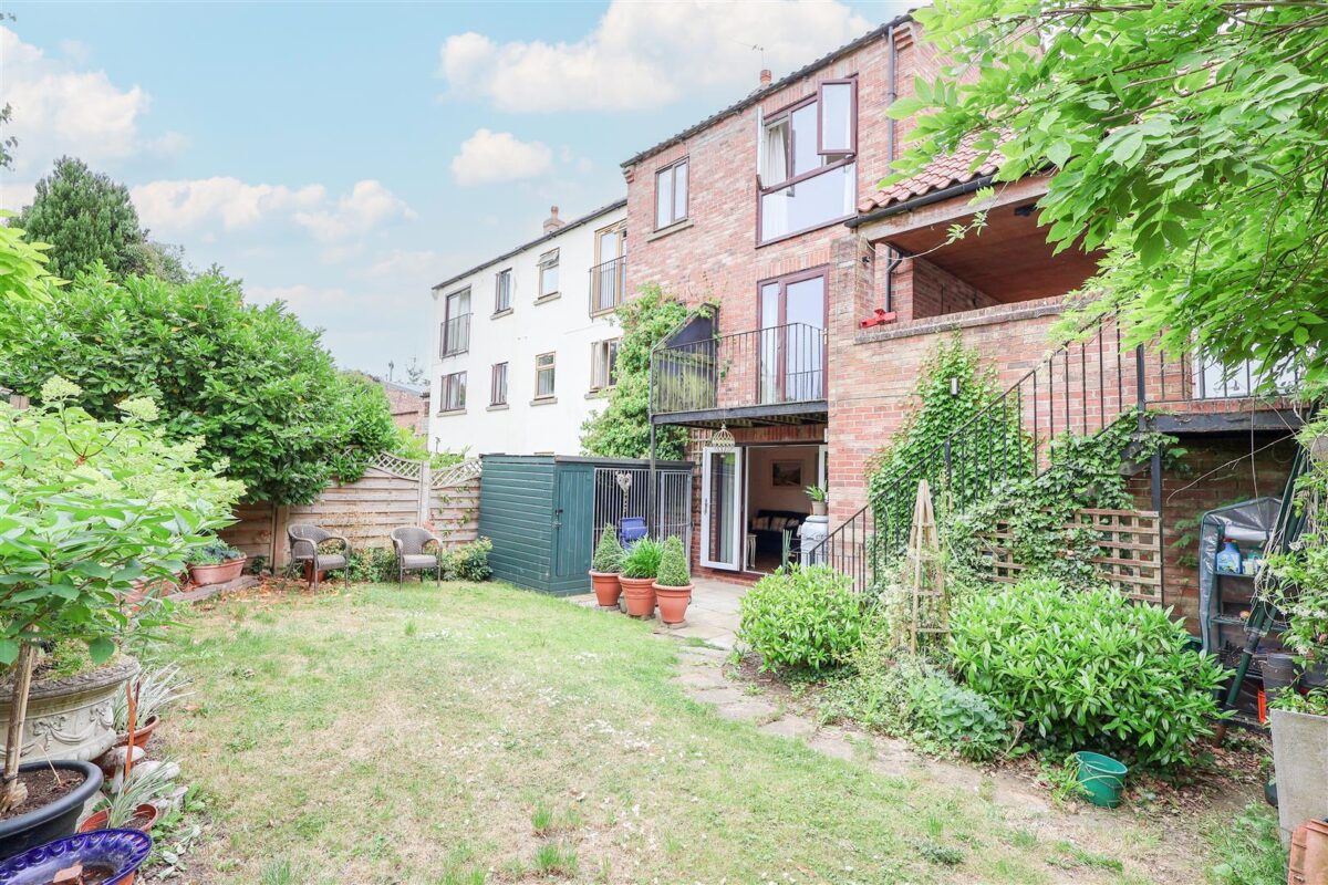 Florence Court, Boroughbridge