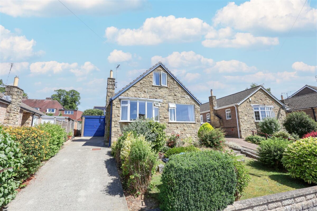 Lark Hill Close, Ripon