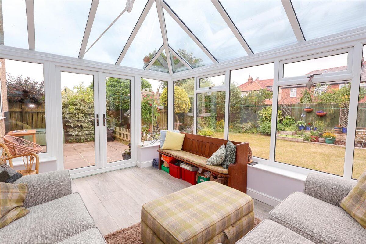 Saxty Way, Sowerby