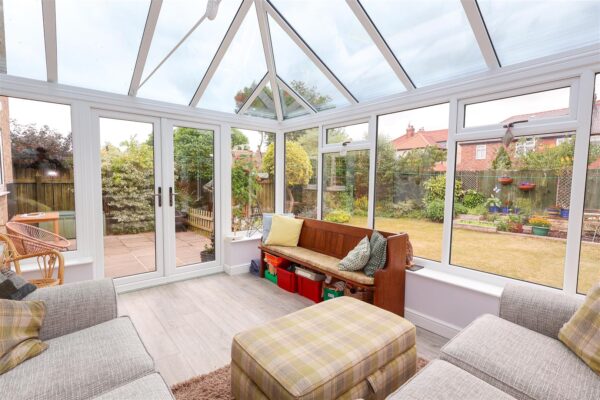 Saxty Way, Sowerby