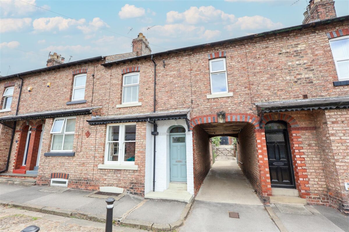 Victoria Grove, Ripon