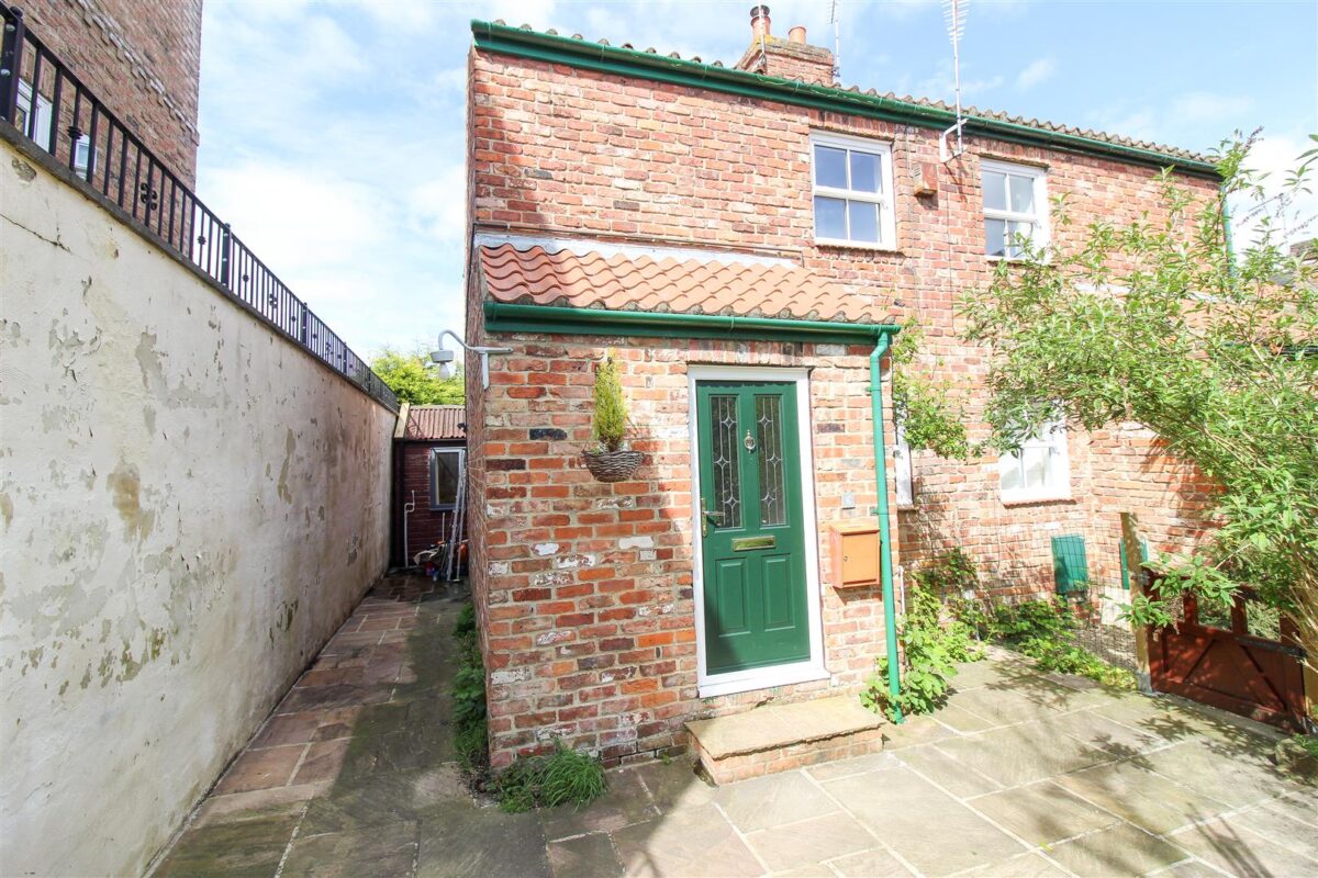 Metcalfes Court, Ripon