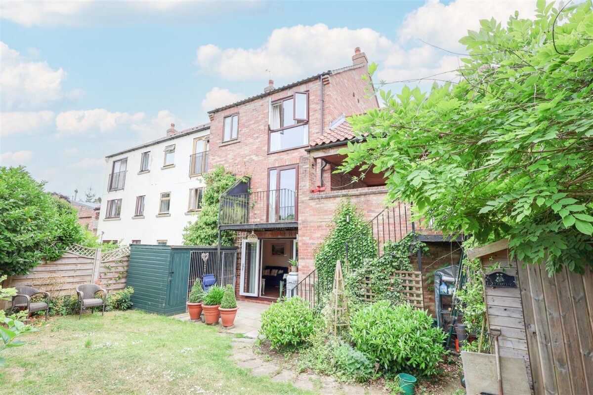 Florence Court, Boroughbridge