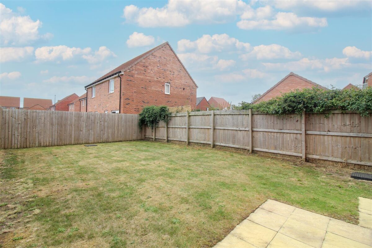 Oak Drive, Sowerby