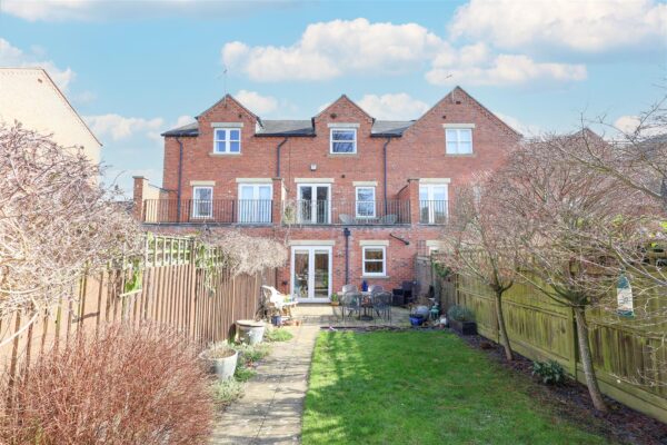 Fennell Grove, Ripon