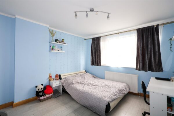 Saxty Way, Sowerby