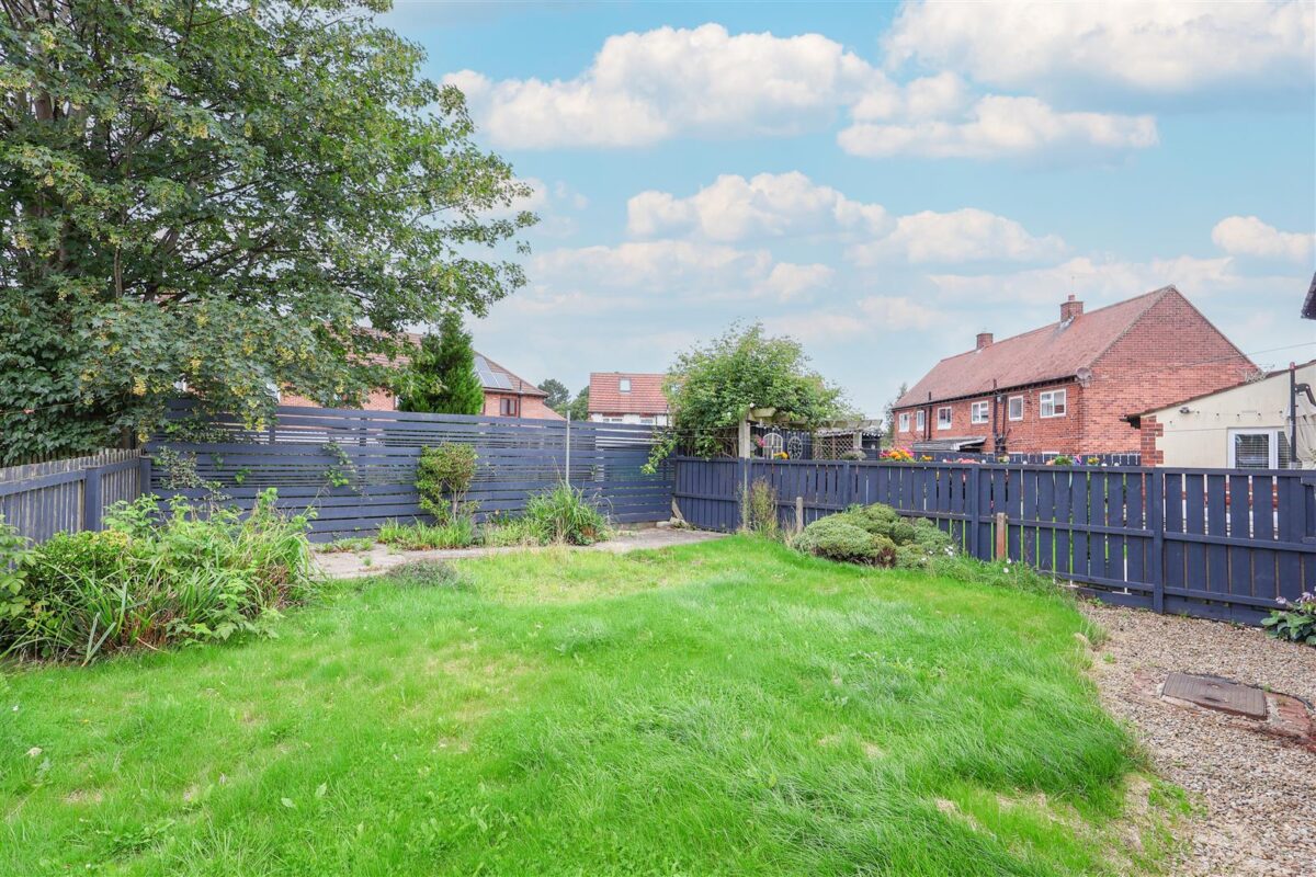 Holmefield Road, Ripon