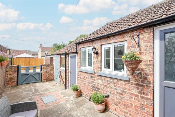 Manfield Terrace, Carlton Miniott, Thirsk