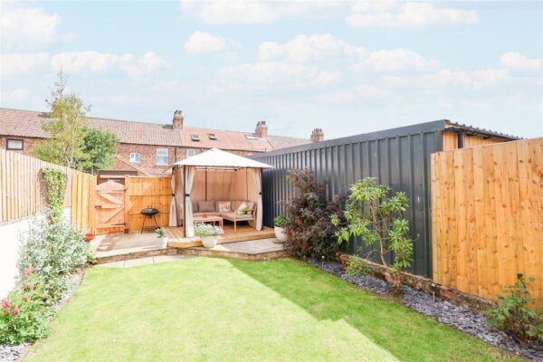 Manfield Terrace, Carlton Miniott, Thirsk