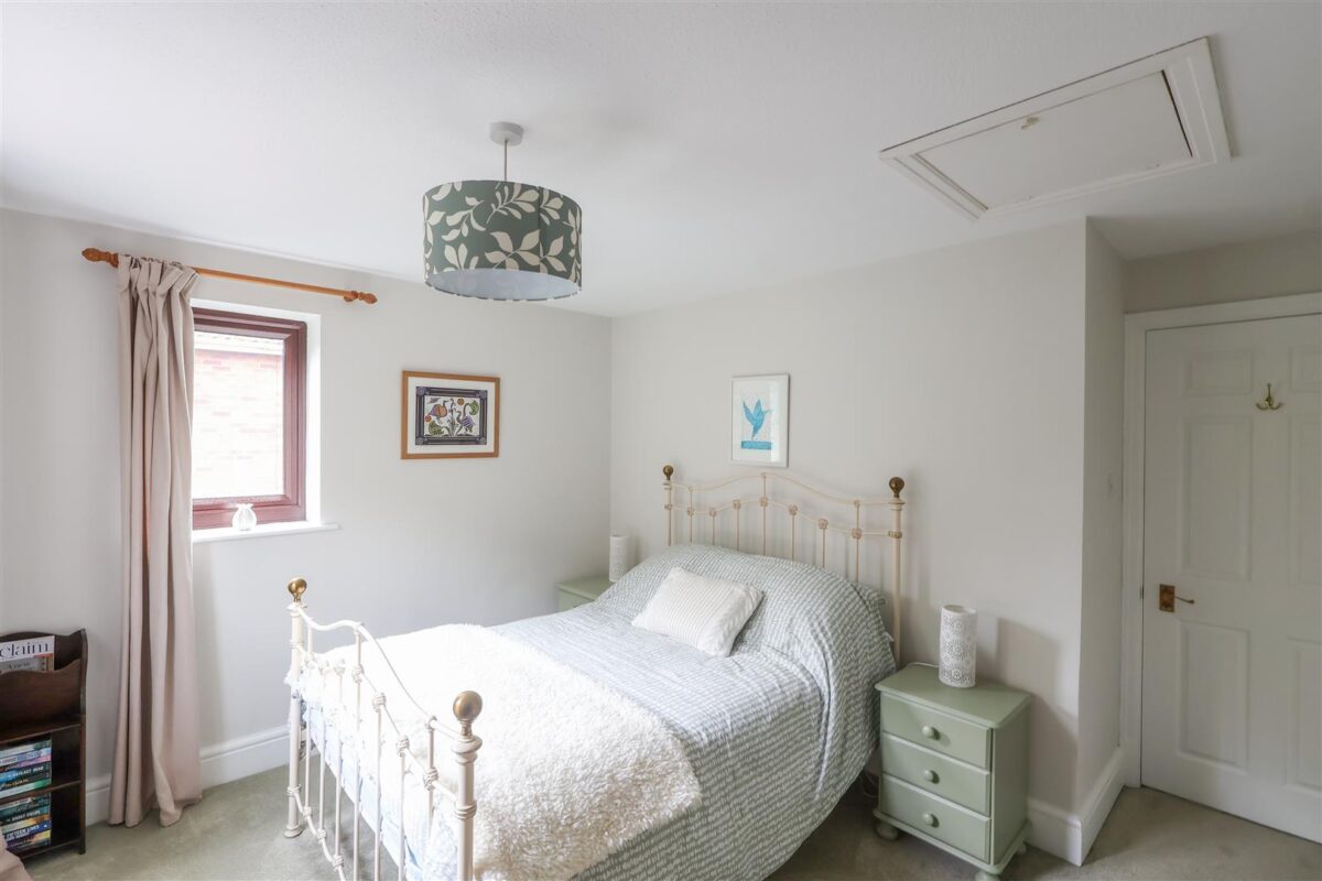 Whitelass Close, Thirsk