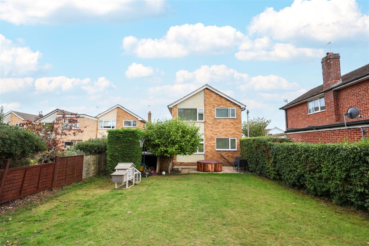 Whitcliffe Drive, Ripon