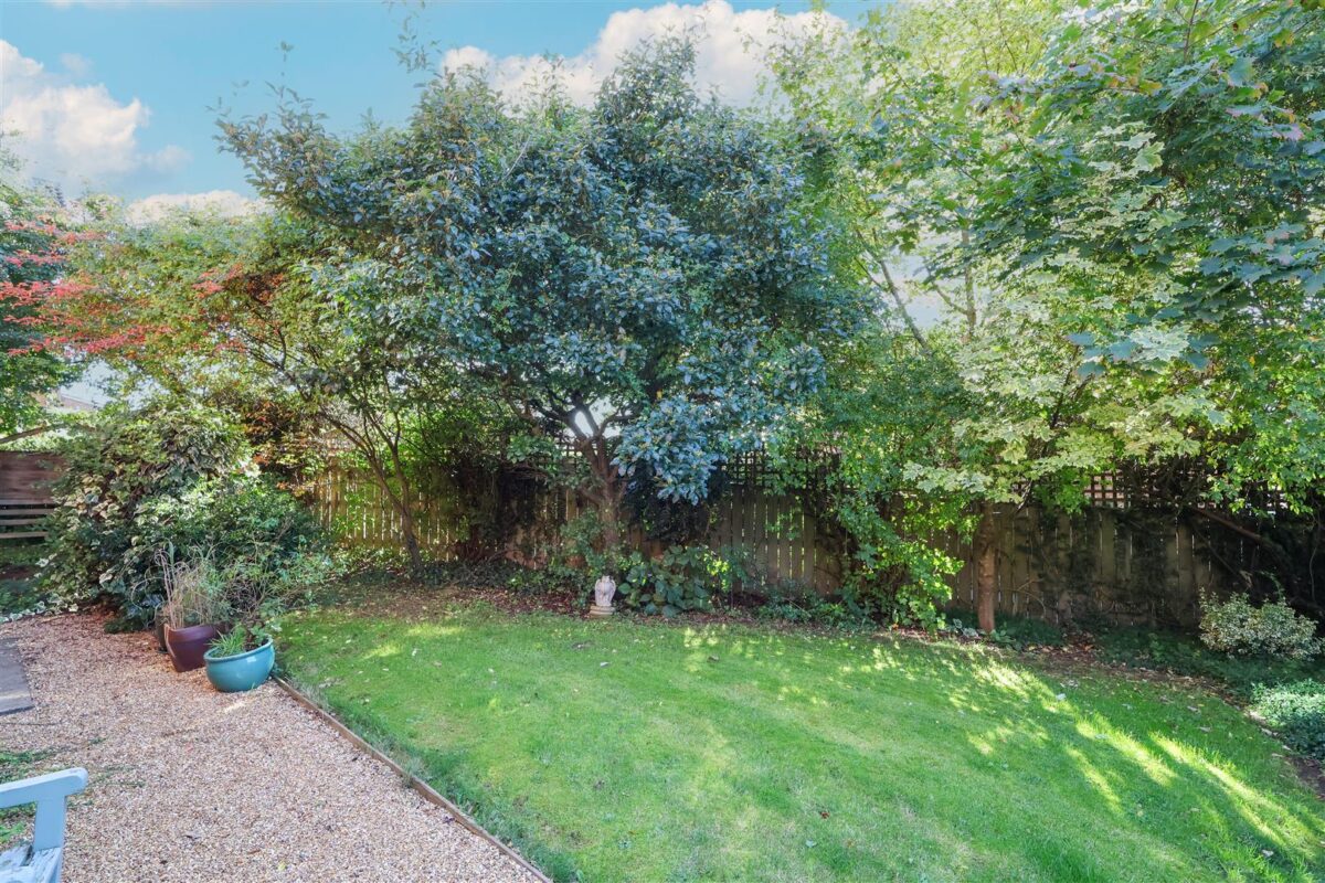 Whitelass Close, Thirsk