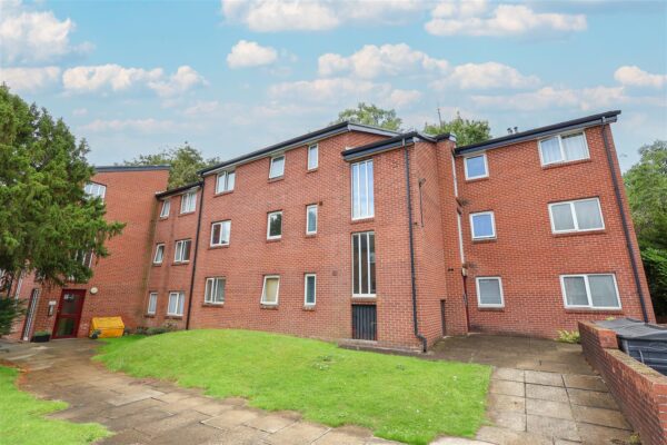 The Knoll, Palace Road, Ripon