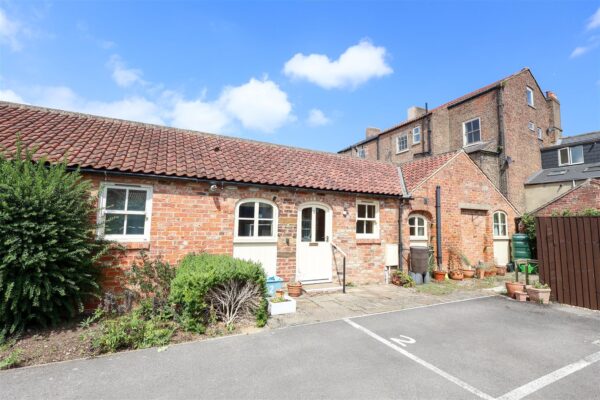 Picks Court, Thirsk