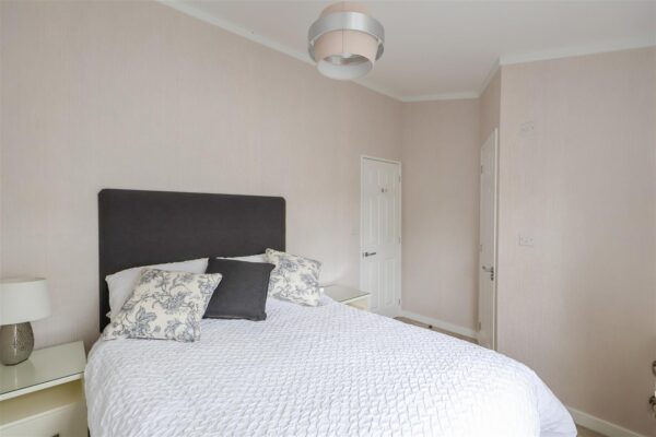 Hollin Park lodges, Sutton Road, Thirsk
